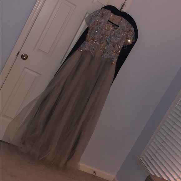 Beautiful Custom Blouse - Picture 13 of 16